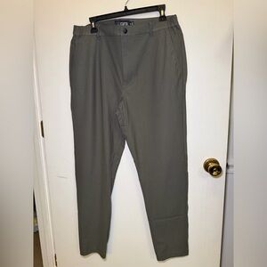 Cuts AO Jogger Pants